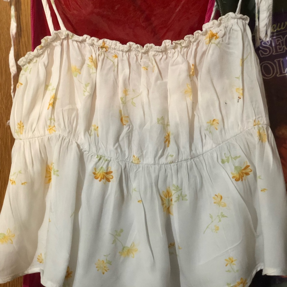 Cute summer top Pac sun Lottie Moss size small